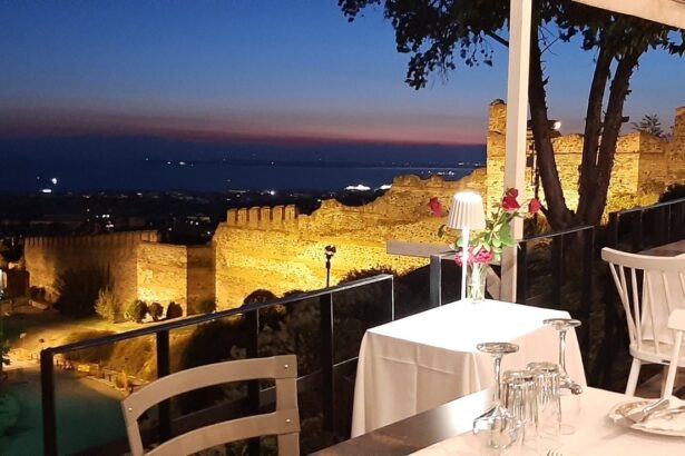 Kreonidis' Balcony Greek Restaurant